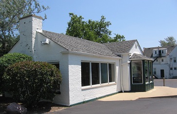 Caddy shack at Indian Hill Club