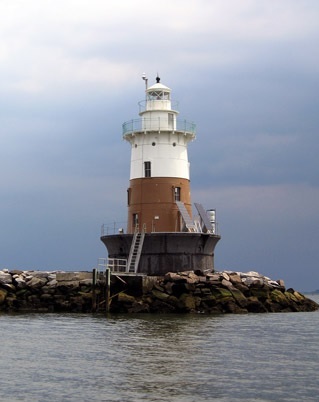 Greens Ledge Light