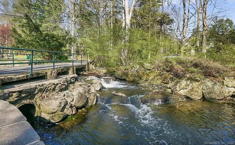 Meeting Grove mill