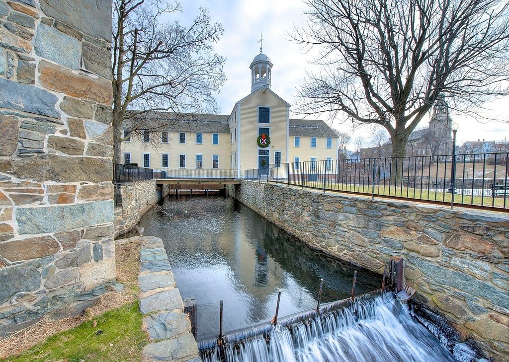 Post Road in Rhode Island